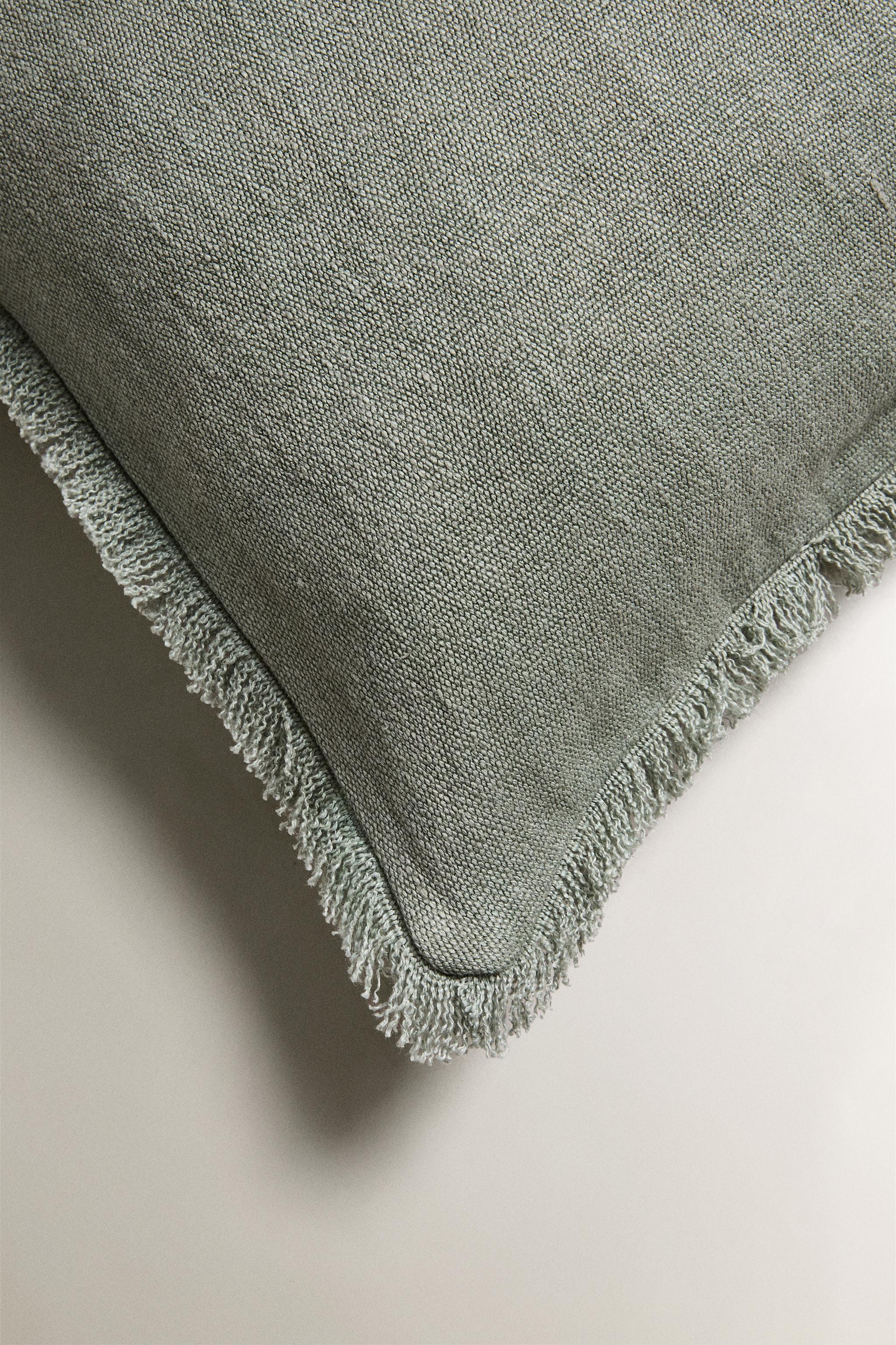 FRINGED THROW PILLOW COVER
